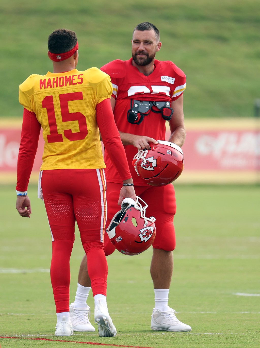 Travis Kelce (r.) with Patrick Mahomes at Chiefs training camp in August 2025. Getty Images