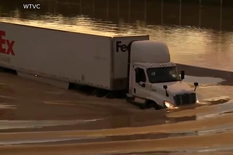 David Muir interrupts World News Tonight to deliver tragic breaking