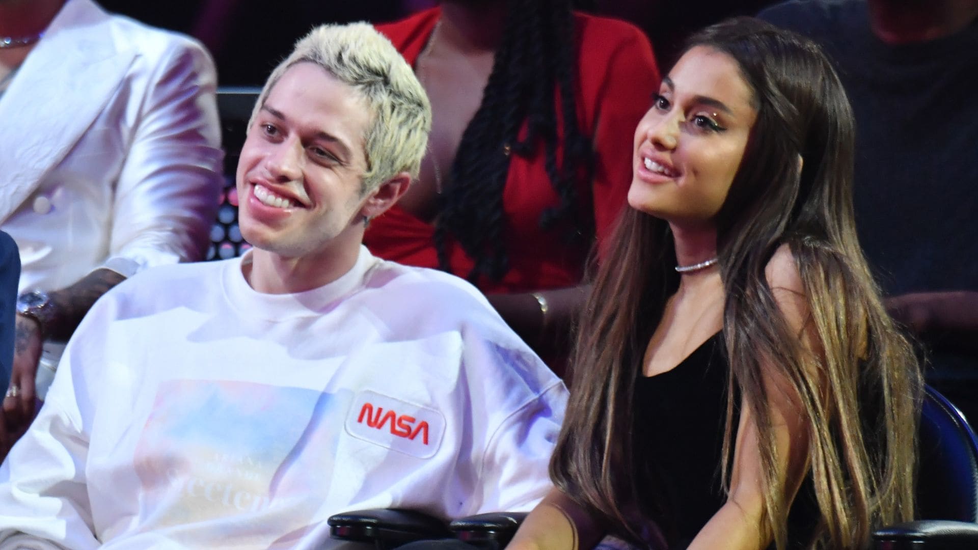 Pete Davidson 'hurt' and 'embarrassed' after Ariana Grande's comment(02)