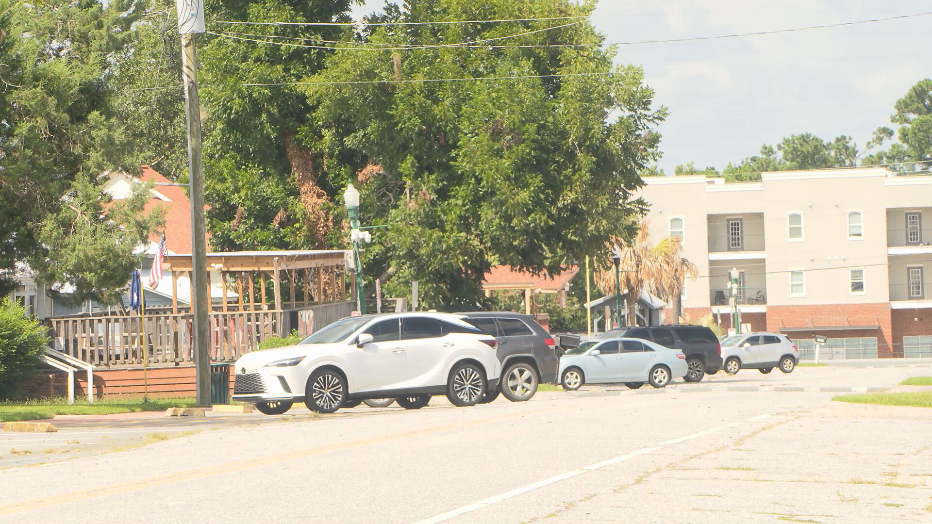 Remerton city leaders aim to reduce violent crimes near bars by closing Remerton city leaders aim to reduce violent crimes near bars by closing
