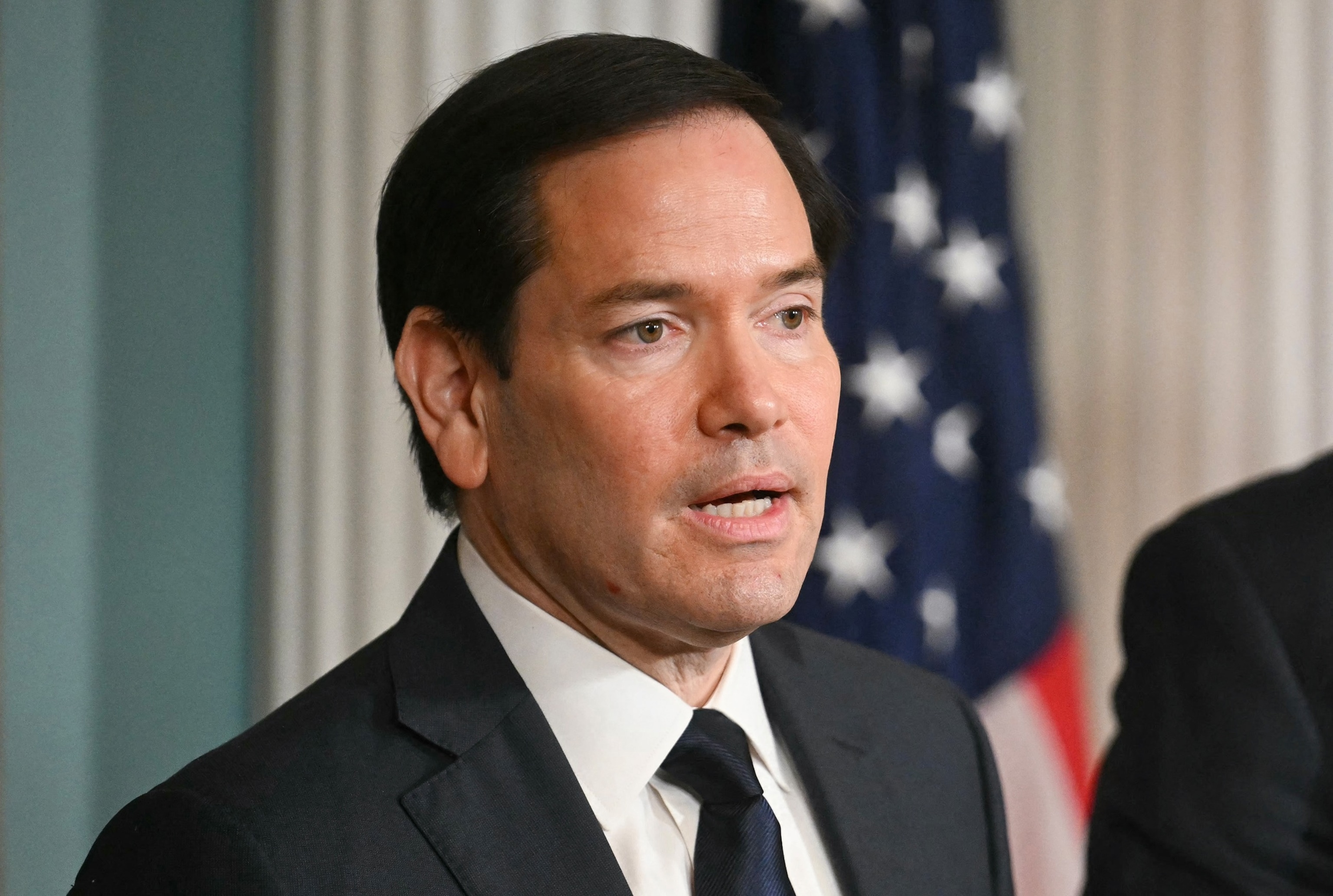 Trump-Putin summit live updates: Trump says Putin, Zelenskyy 'will make peace'