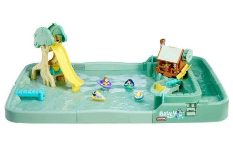 Fun activities for 1-year-olds you can do at home with everyday items