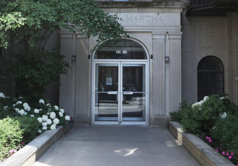 Image showcasing Luxury Apartments for Rent - camdenliving.com