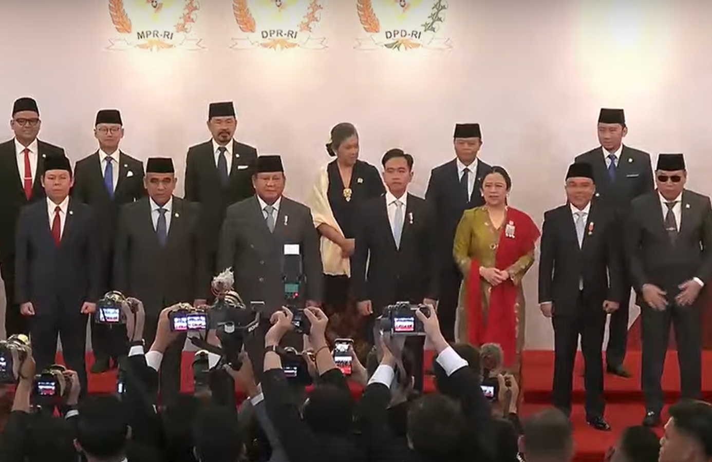 Sesi foto Sidang Tahunan MPR