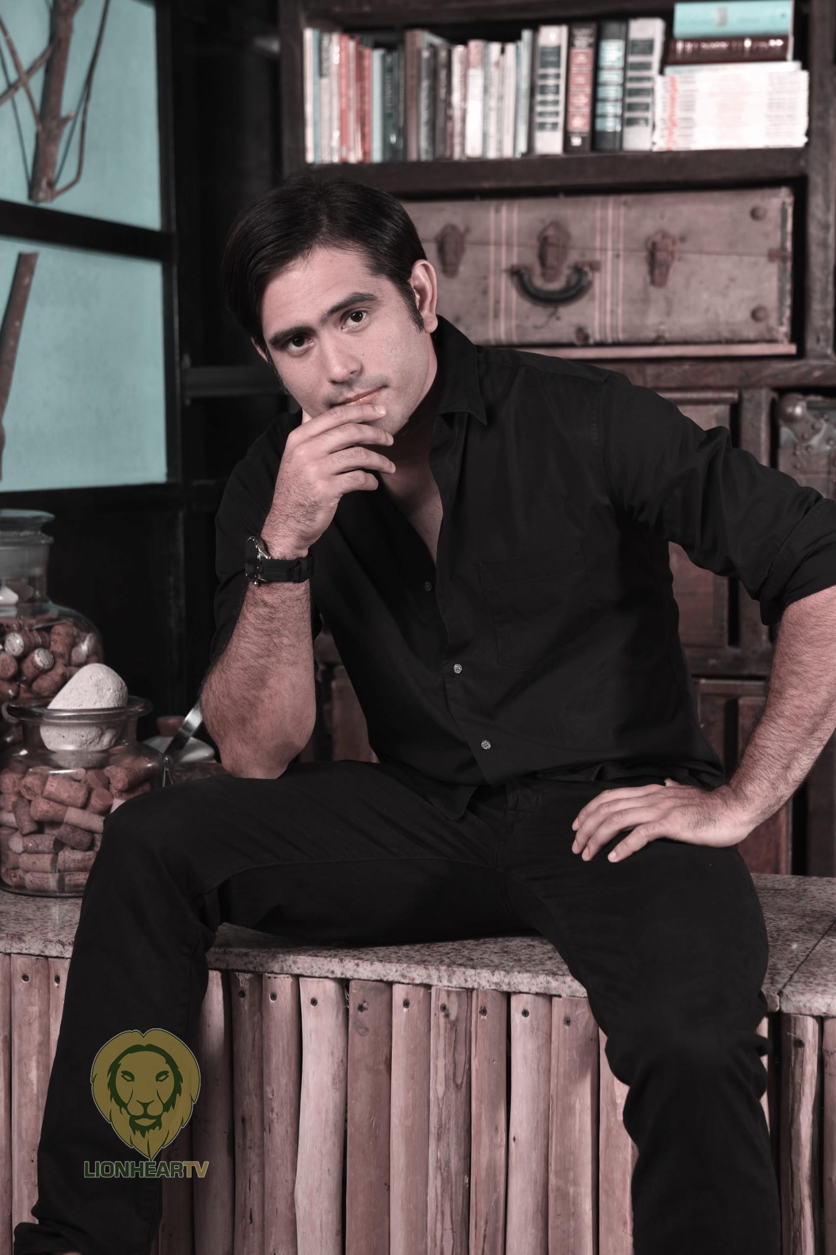 Ogie Diaz urges Gerald Anderson to break silence on “secret wedding