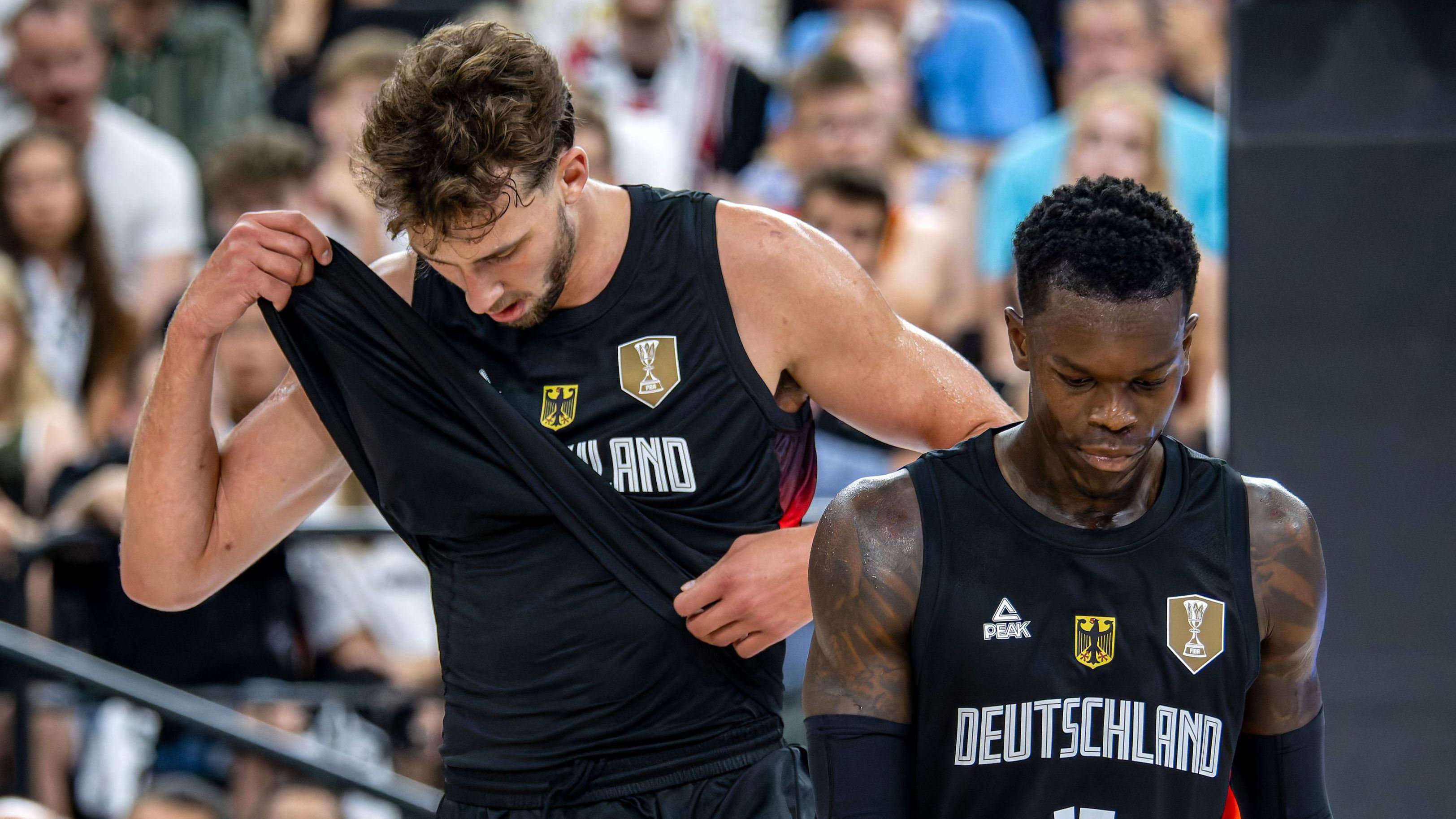 Wagner und Schröder (fast) unaufhaltsam Mumbru muss aufpassen Wagner und Schröder (fast) unaufhaltsam Mumbru muss aufpassen