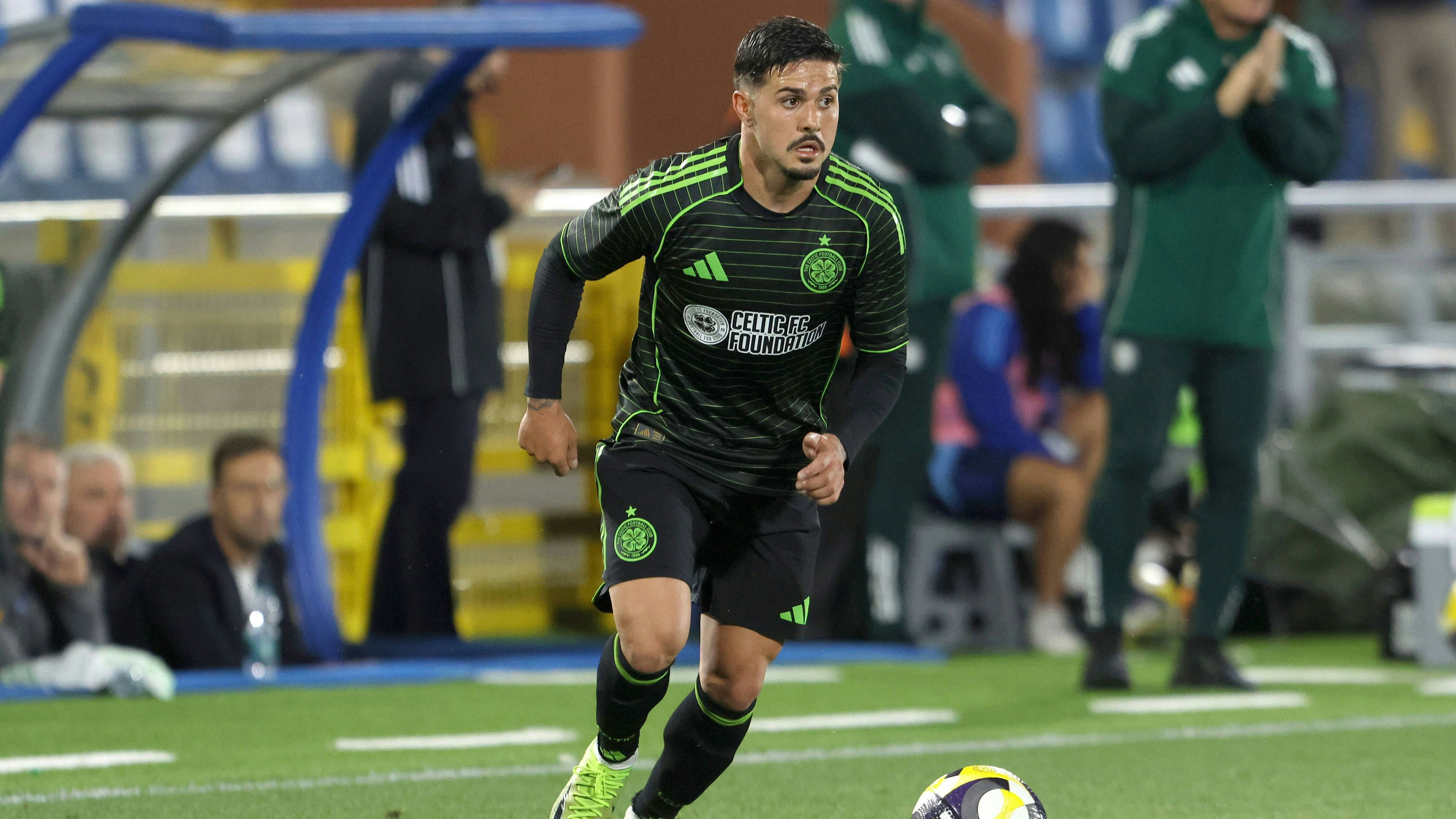 1 5 Millionen Euro Rapid verpflichtet Flügelspieler 1 5 Millionen Euro Rapid verpflichtet Flügelspieler