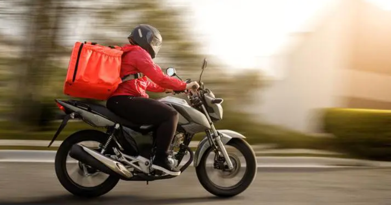 Edinho Silva afirma que o governo e o PT precisam apresentar propostas concretas para trabalhadores como moto-entregadores que operam por meio de aplicativos
