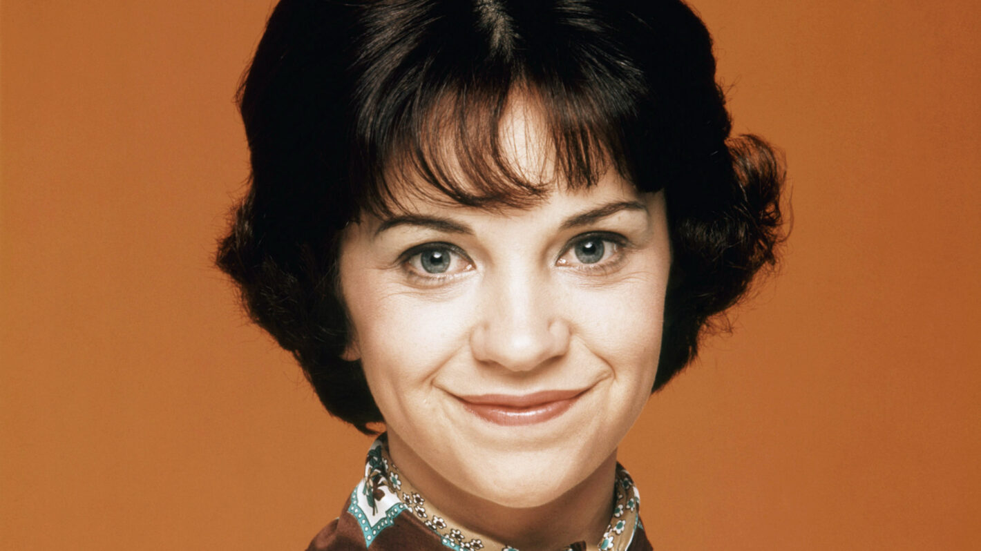Remembering Cindy Williams A Classic Interview With the Comedy Icon
