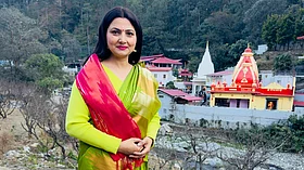 'Chhichhorapan': TV News Anchor Chitra Tripathi Threatens X Users Of