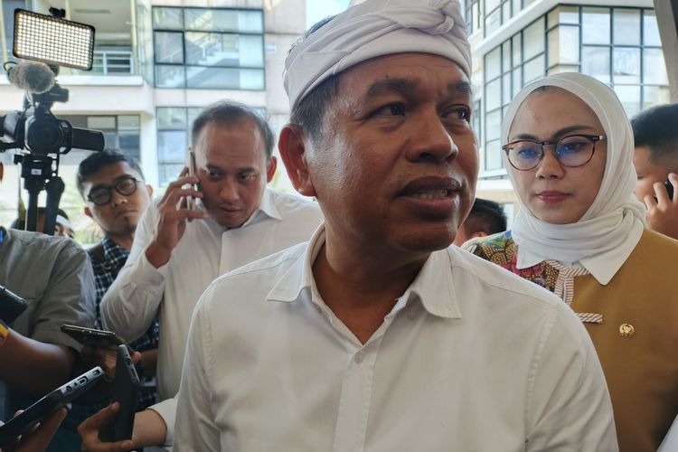 Demo Larang Study Tour Batal, Dedi Mulyadi: Wisata Naik Tanpa Libatkan Siswa