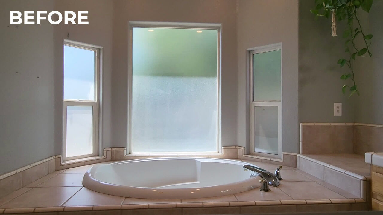 Bathroom Window Treatment