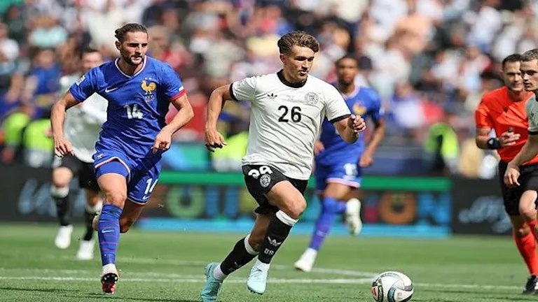 بيشوف لاعب منتخب ألمانيا