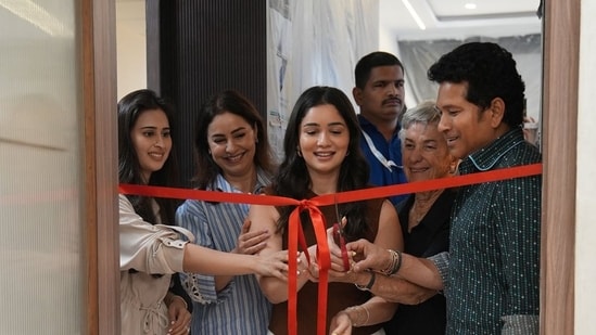 Sachin Tendulkar, a “proud” father as he announces his daughter Sara Tendulkar's next big chapter of life.