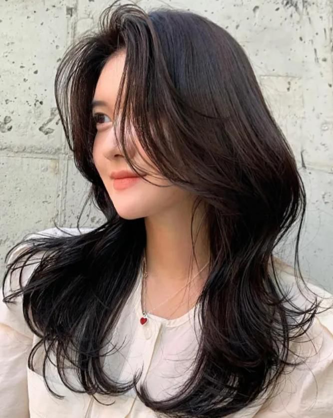 11 Gaya Rambut Panjang Korea yang Elegan dan Modis