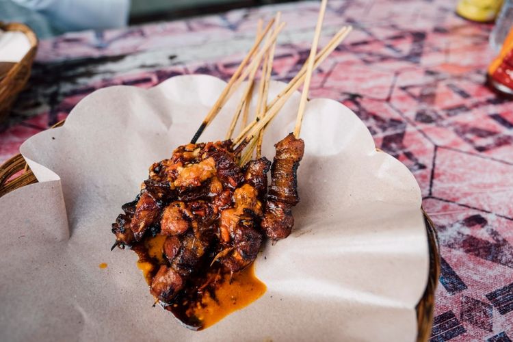 Ternyata Ini Alasan Sate Jadi Makanan Kebiasaan Orang Indonesia