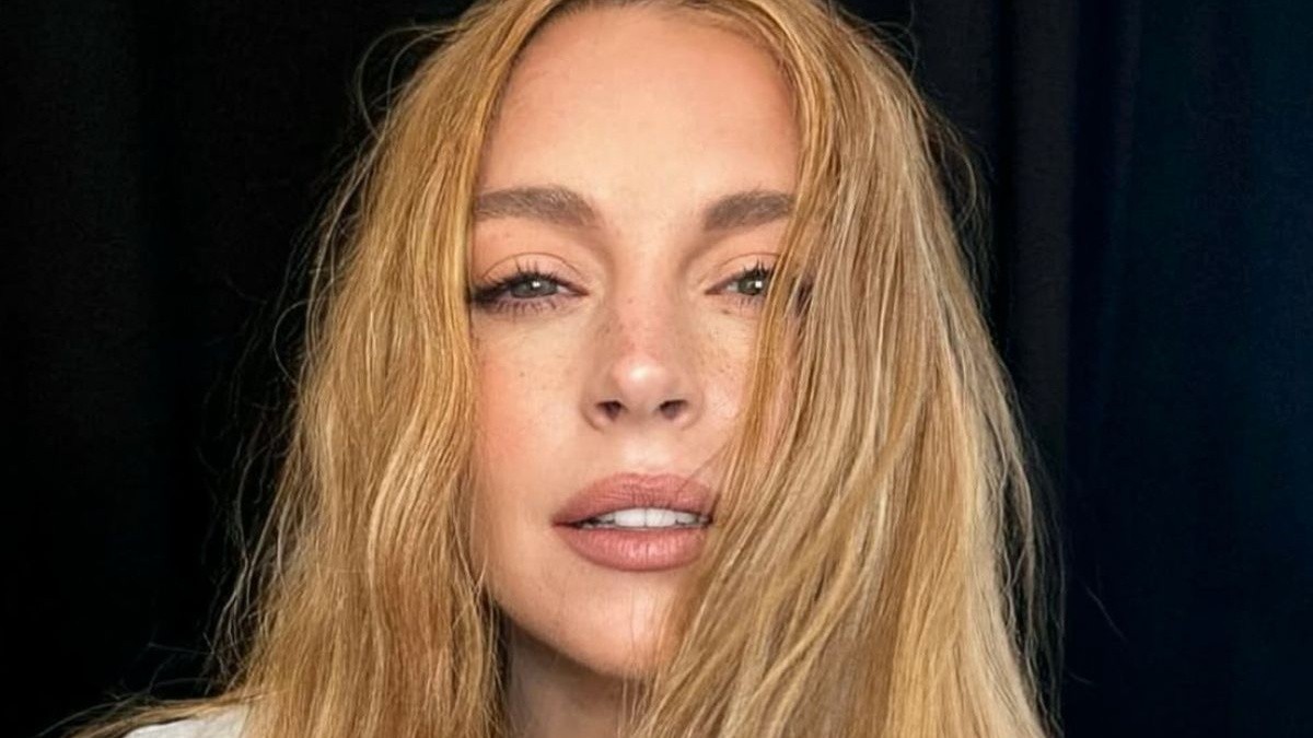 The Lindsay Lohan GlowUp The Simple Trick She Swears By to Beat