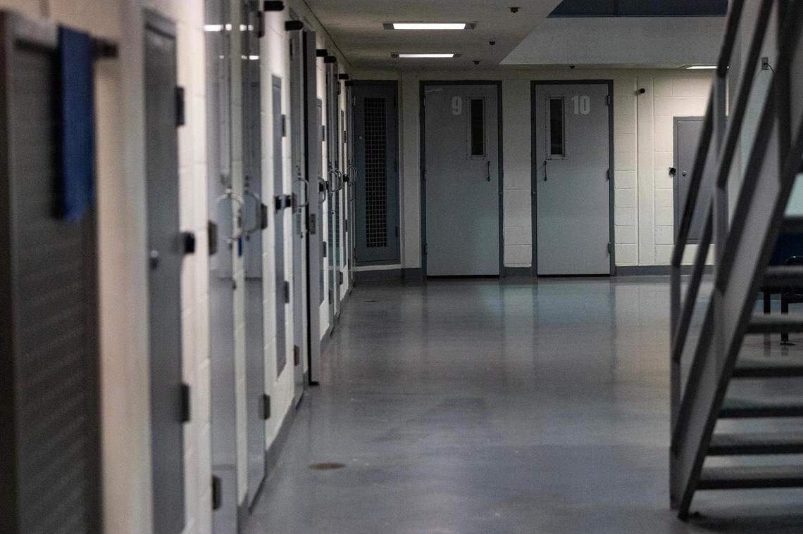 Tarrant County Jail inmate dies after being found unresponsive in her cell