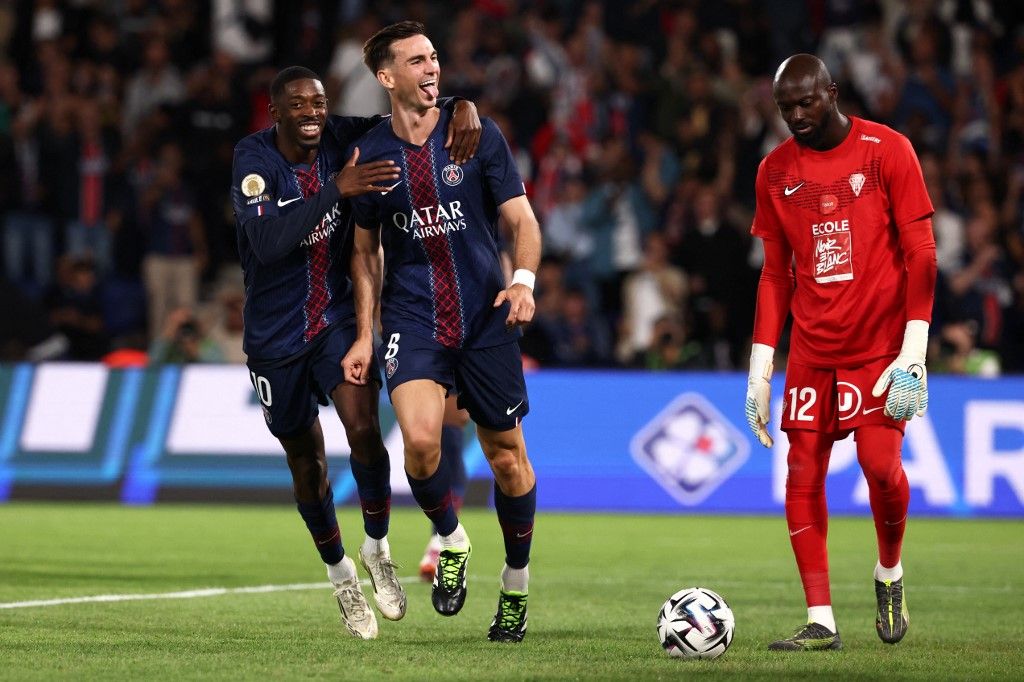 Hasil Liga Prancis - Penalti Kandidat Ballon d