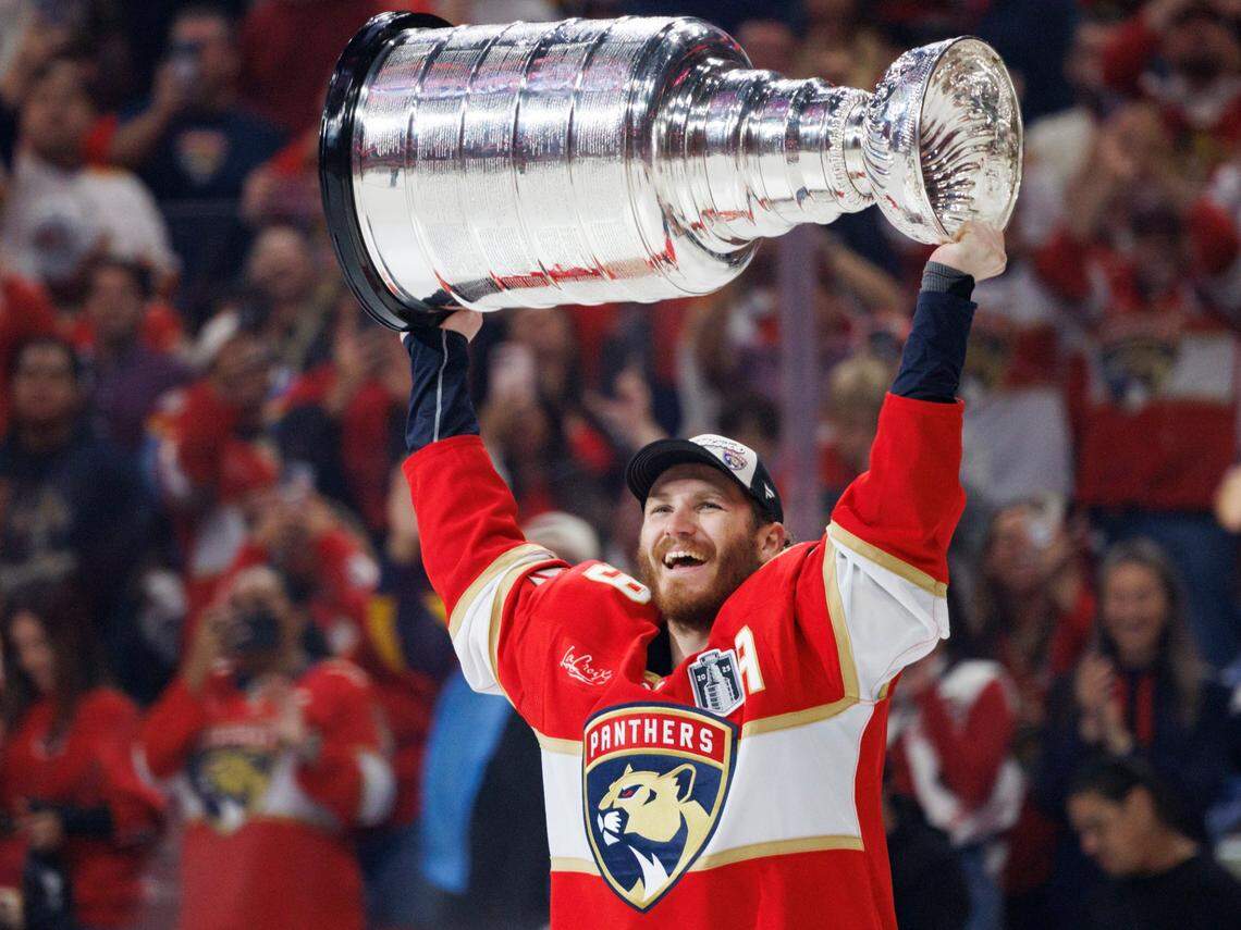 Stanley Cup champ Matthew Tkachuk makes his College GameDay picks