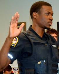 Maine police officer detained by ICE agrees to voluntarily leave US