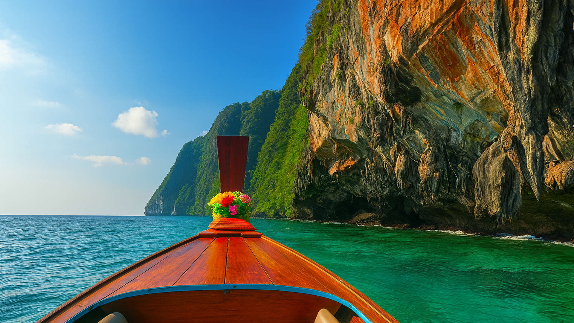 private-longtail-boat-experience-at-koh-phi-phi-thailand-4k