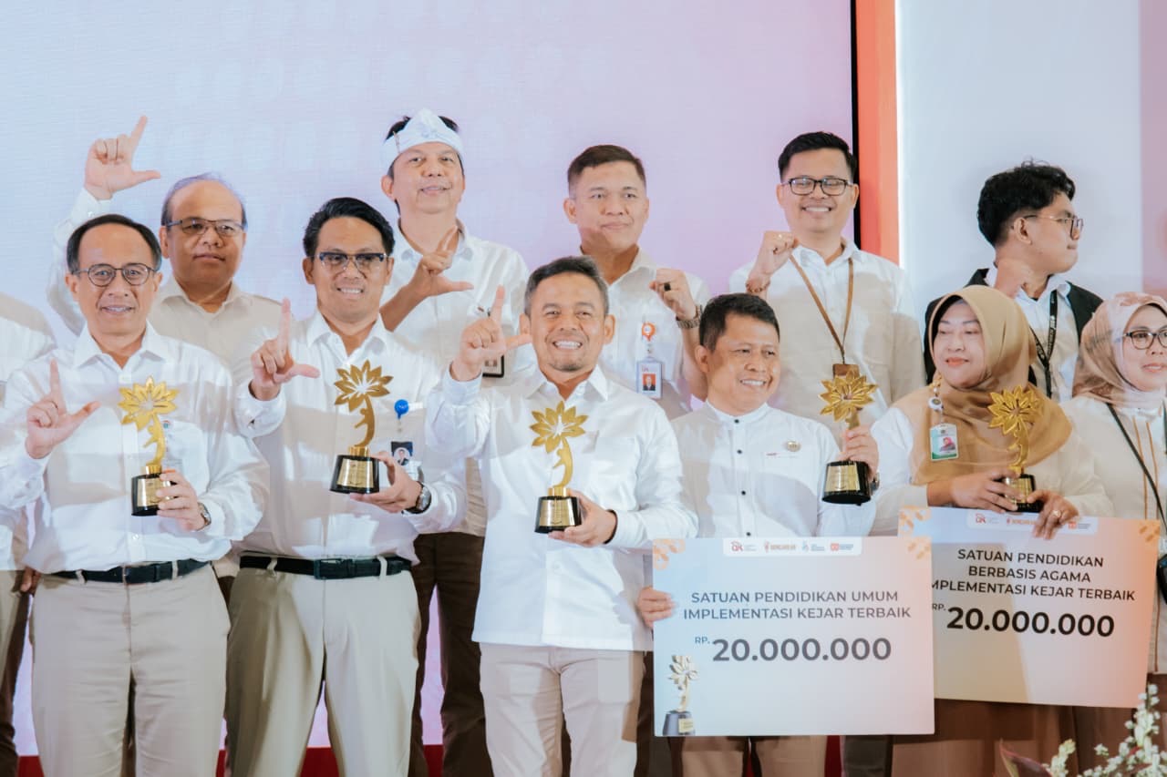 Bank BJB Meraih KEJAR Award 2025 Berkat Edukasi Keuangan Berkelanjutan