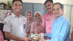 Longki Djanggola Pantau Program Makanan Gratis di Palu, Pastikan Kualitas dan Distribusi Lancar!