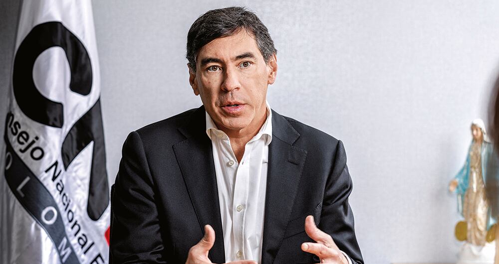 Procuraduría pide condena contra el magistrado del CNE Álvaro Hernán Prada por supuesta manipulación de testigos