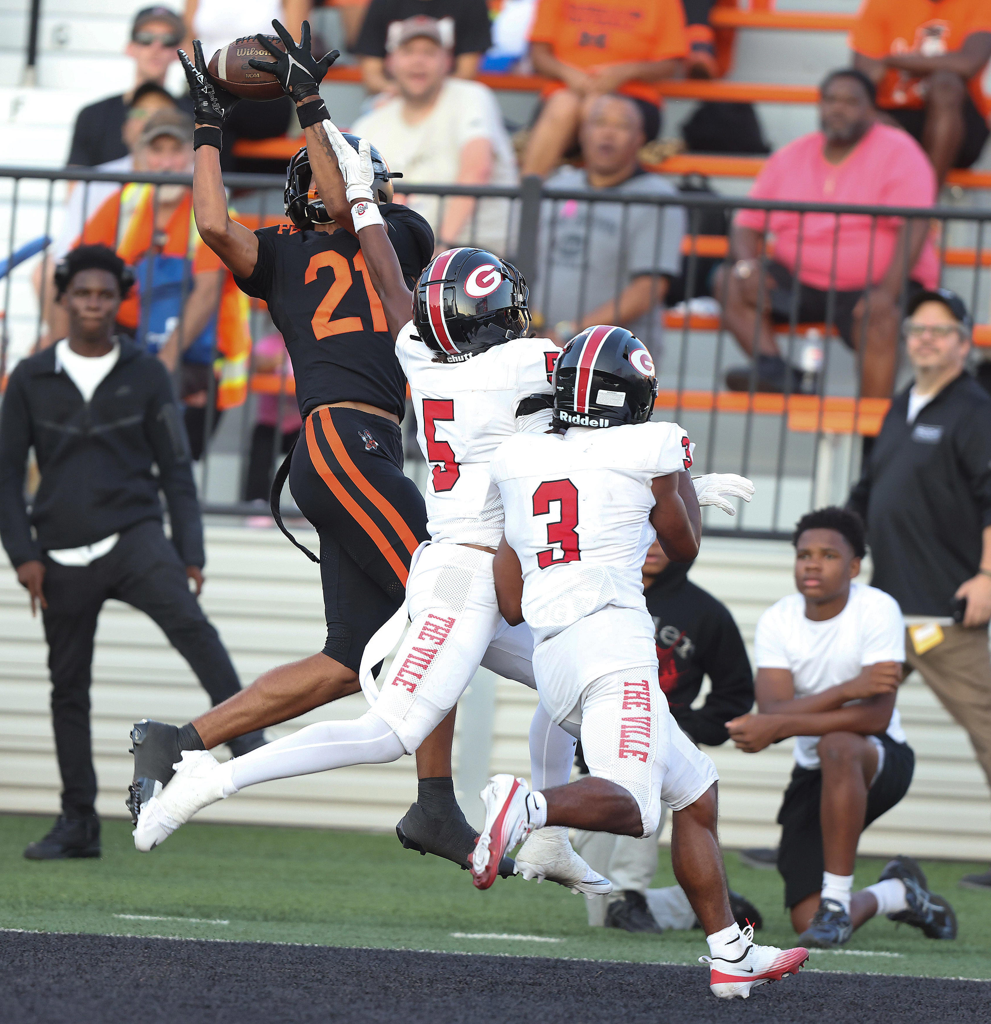 Ohio high school football scores, Massillon beats Glenville in opener