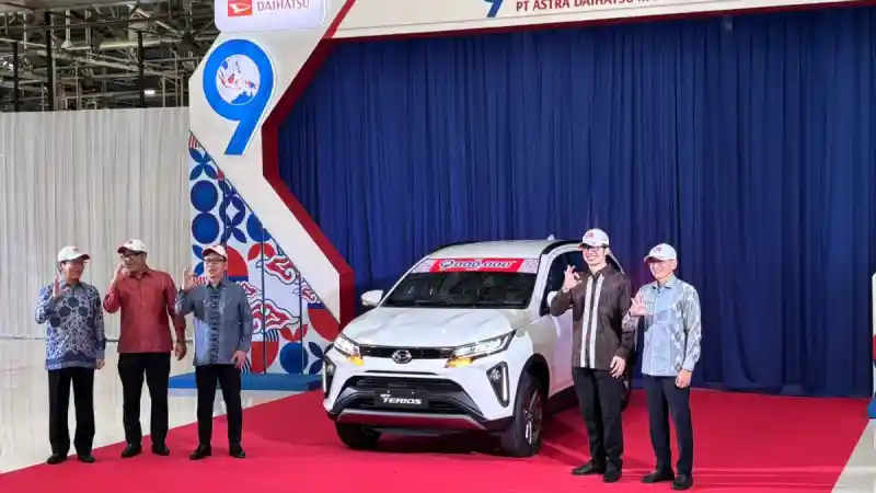 Daihatsu Rayakan 9 Juta Unit, New Terios Jadi Simbol