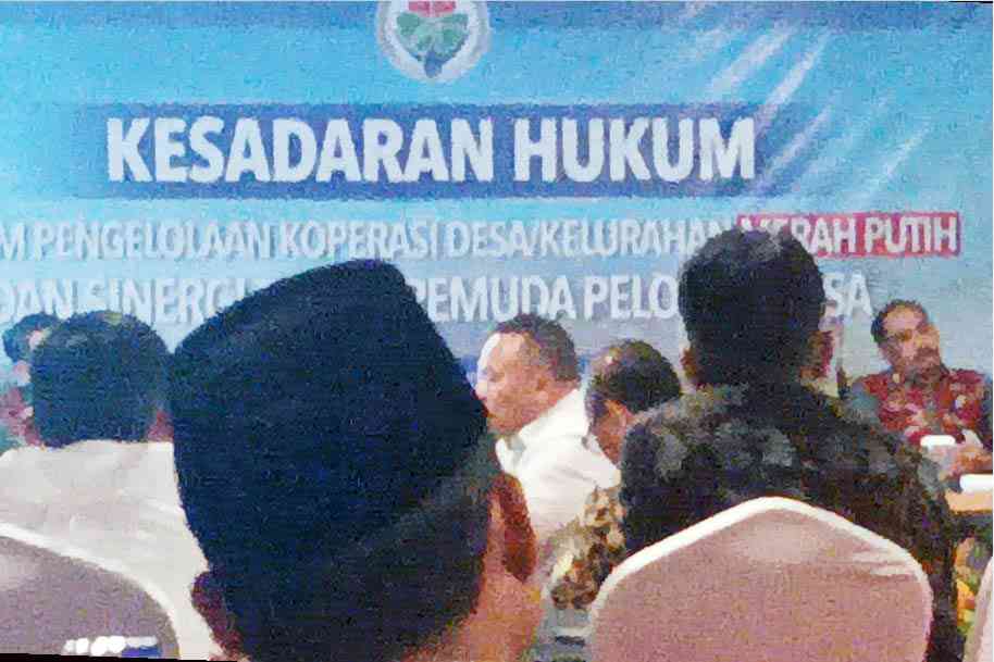 Membangun Kesadaran Hukum, Memperkuat Martabat Desa
