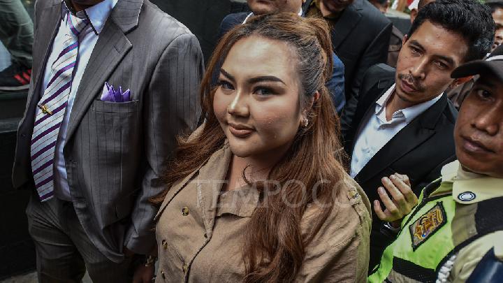 Lisa Mariana Akui Terima Dana dari Bank BJB