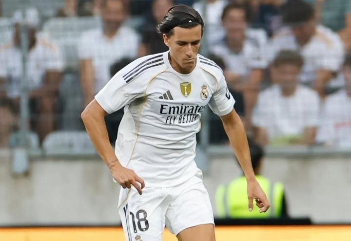 Carreras Curi Perhatian di Laga Pertama Bersama Real Madrid