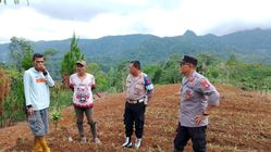 Polres Garut Bantu Petani Jagung Tingkatkan Ketahanan Pangan