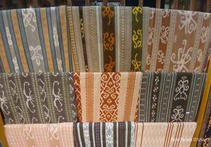Mengukir Keindahan dari Tenun Tradisional