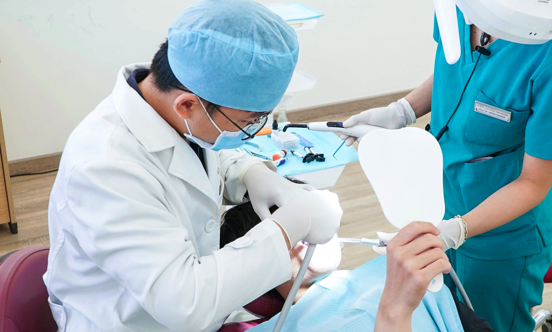 Người Việt lười khám răng định kỳ