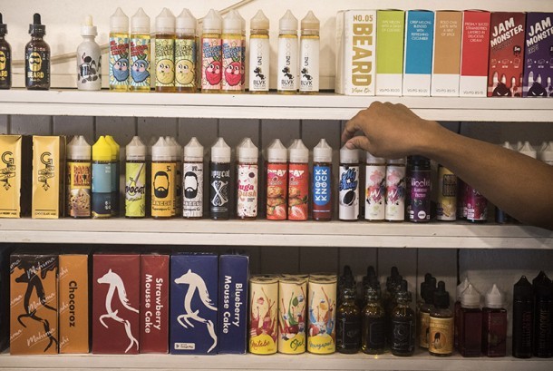 Dilarang di Singapura, Gimana Nasib Vape di Indonesia? 1 AA1L4RZV