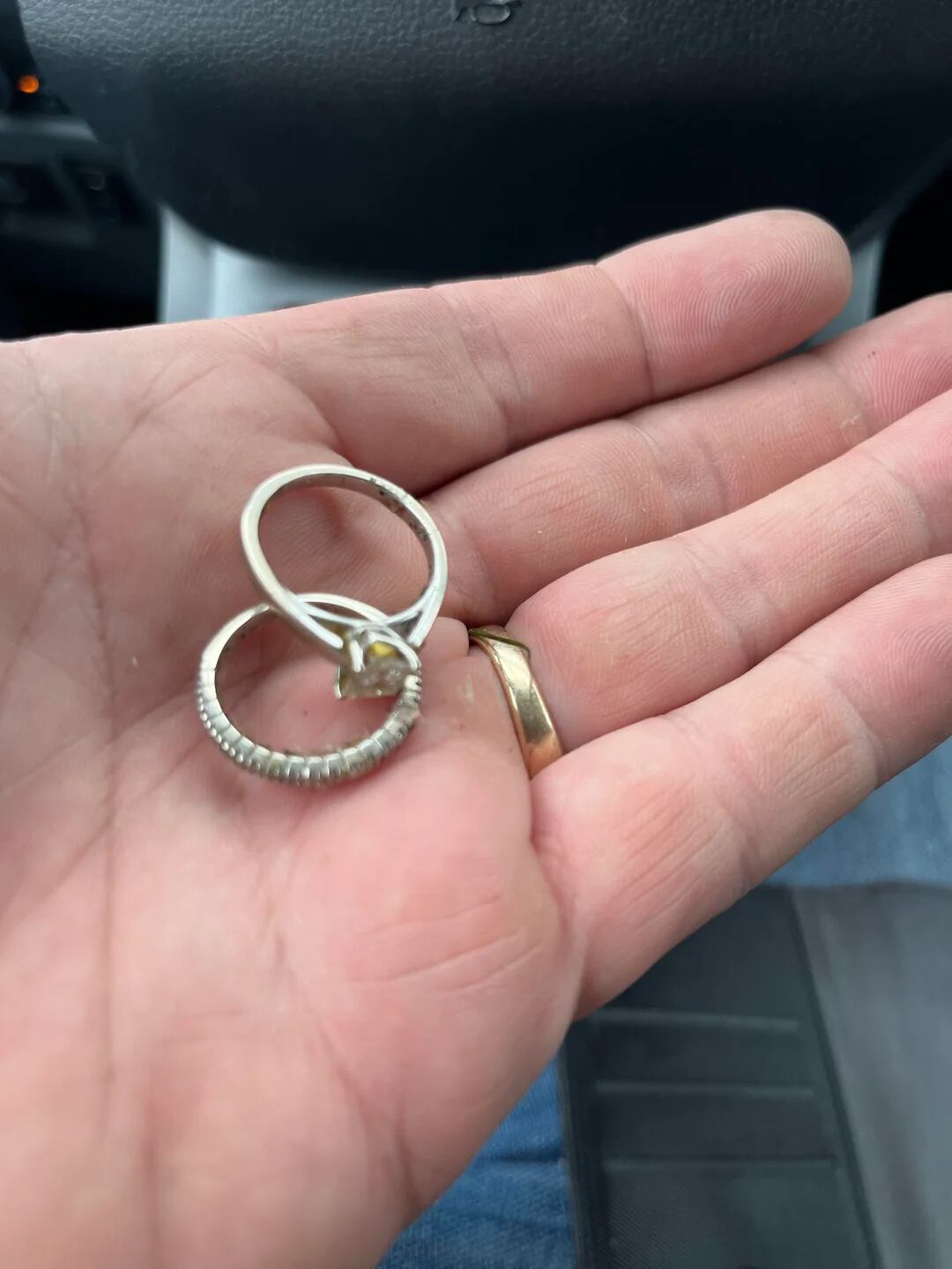Mission couple finds missing wedding rings in landfill