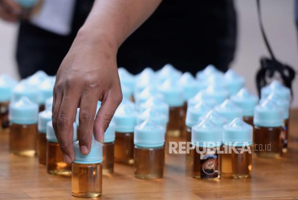Dilarang di Singapura, Gimana Nasib Vape di Indonesia? 5 AA1L4zc6