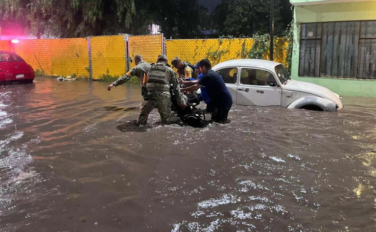 Intensas lluvias provocan la muerte de dos mujeres en Querétaro;  presuntamente fueron arrastradas por la corriente