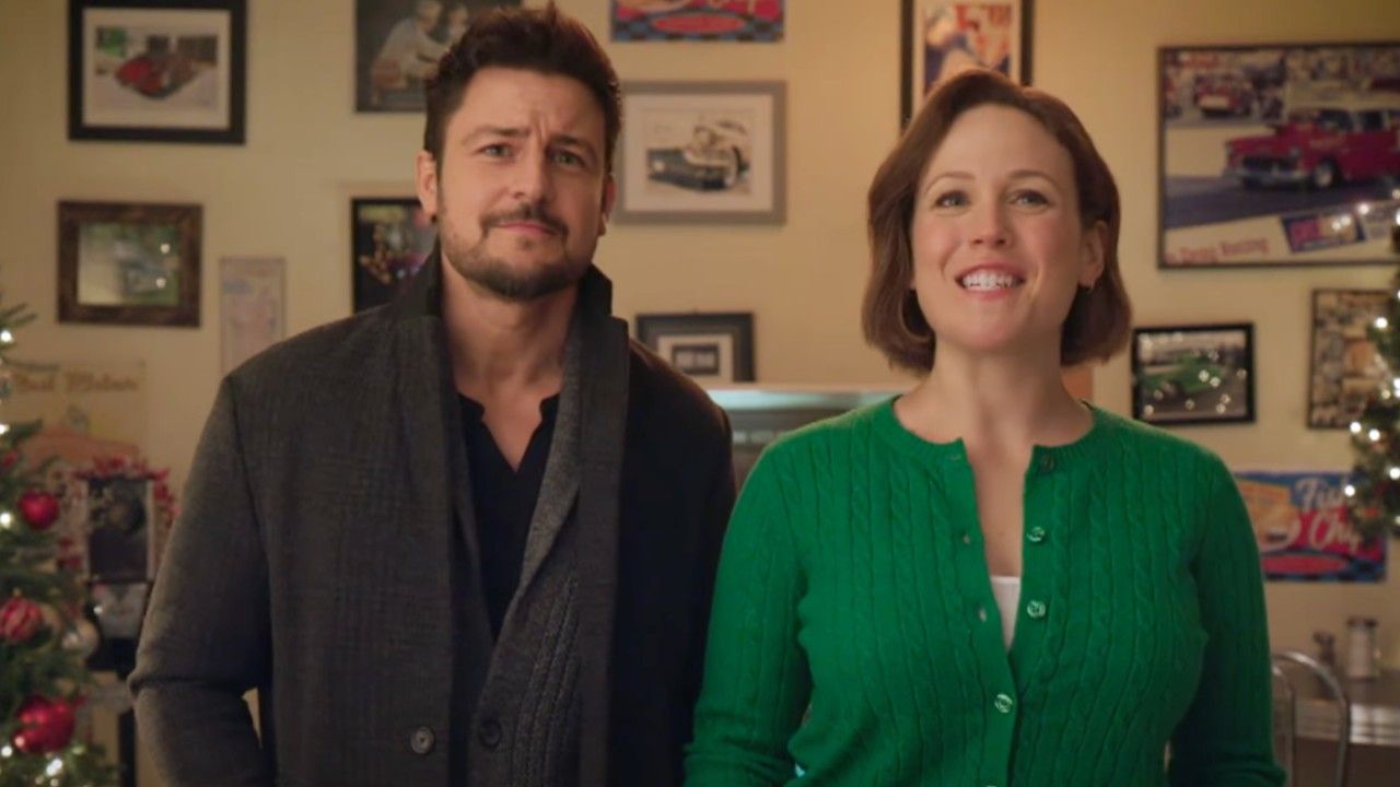 Tyler Hynes Surprised Erin Krakow On The Set Of When Calls The Heart