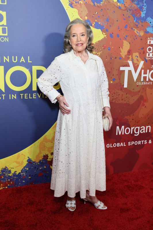 Kathy Bates, 77, Flaunts Weight Loss Transformation in Fashionable Red