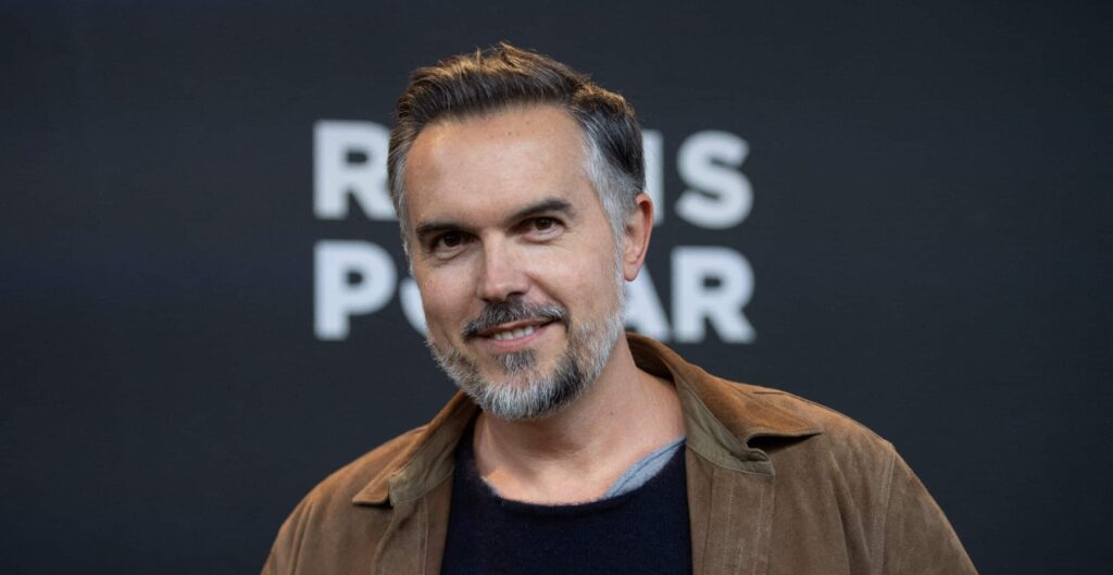 J'ai été silencieux ces dernières semaines", Maxime Chattam prend la parole  pour la première fois