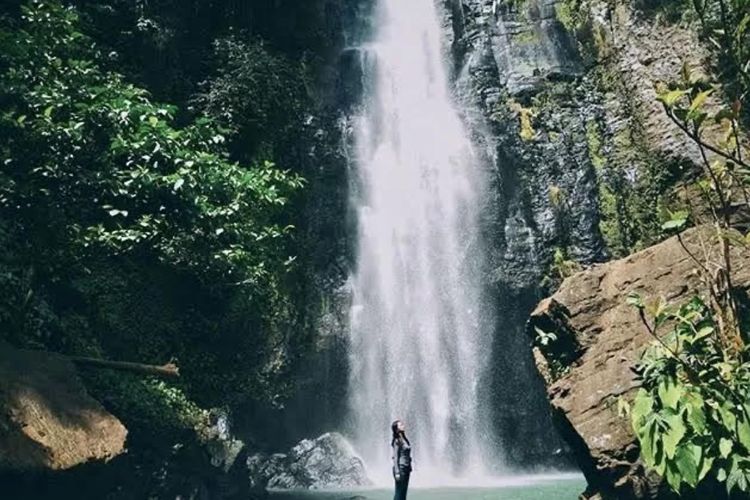 Rekomendasi Air Terjun Dekat Manado untuk Liburan Akhir Pekan