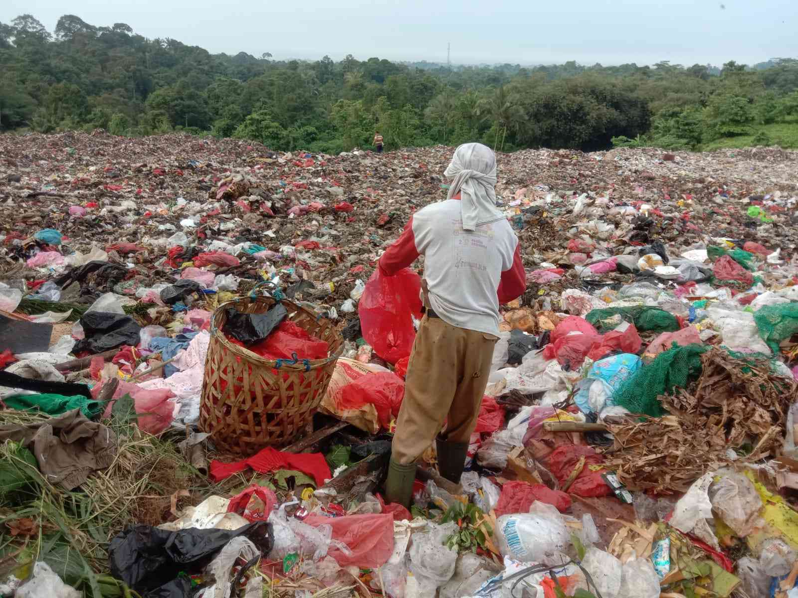 Fenomena Sampah: Bencana, Keuntungan, dan Berkah