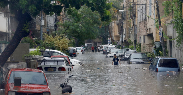 PDMA memperingatkan tentang banjir akibat hujan deras yang mengguyur KP dan Punjab