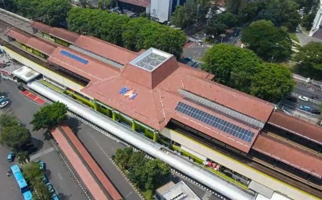 Manfaatkan Surya, KAI Hemat Rp2,5 M Tahunan