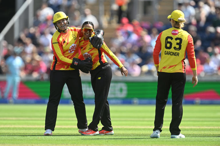 Alana King's three keeps Trent Rockets' slim hopes alive