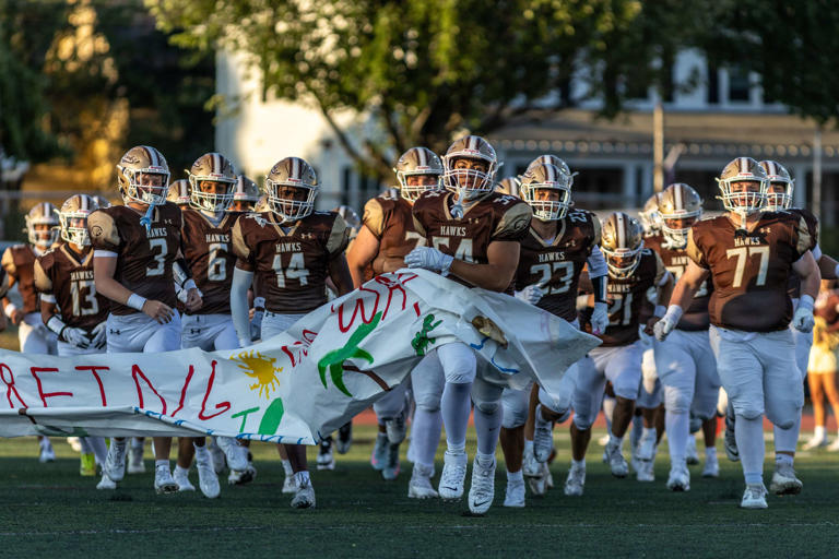 Bethlehem Catholic football dominates East Pennsboro in Bernard’s debut